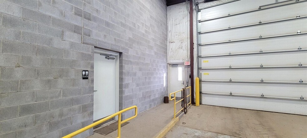 More Photos Of 9072 County Road BB, Plainfield Warehouse For Sale