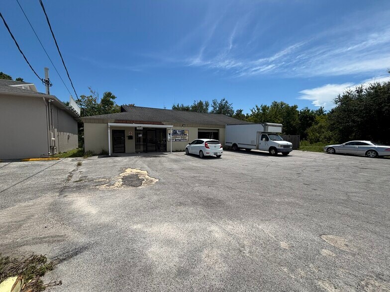 Primary Photo Of 7816 Clark Moody Blvd, Port Richey Warehouse For Sale