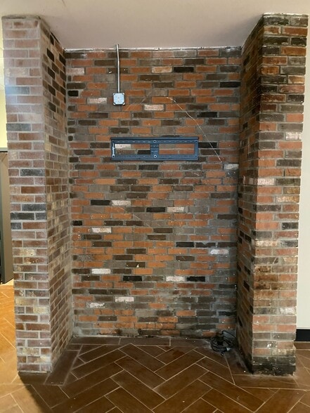 More Photos Of 247-253 Asylum St, Hartford Apartments For Lease