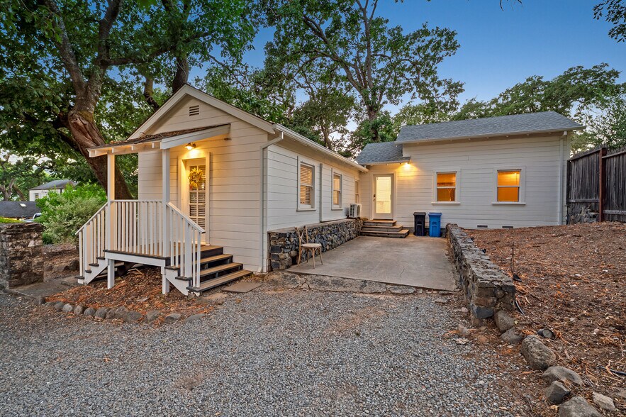 More Photos Of 125 Cristo Ln, Santa Rosa Specialty For Sale