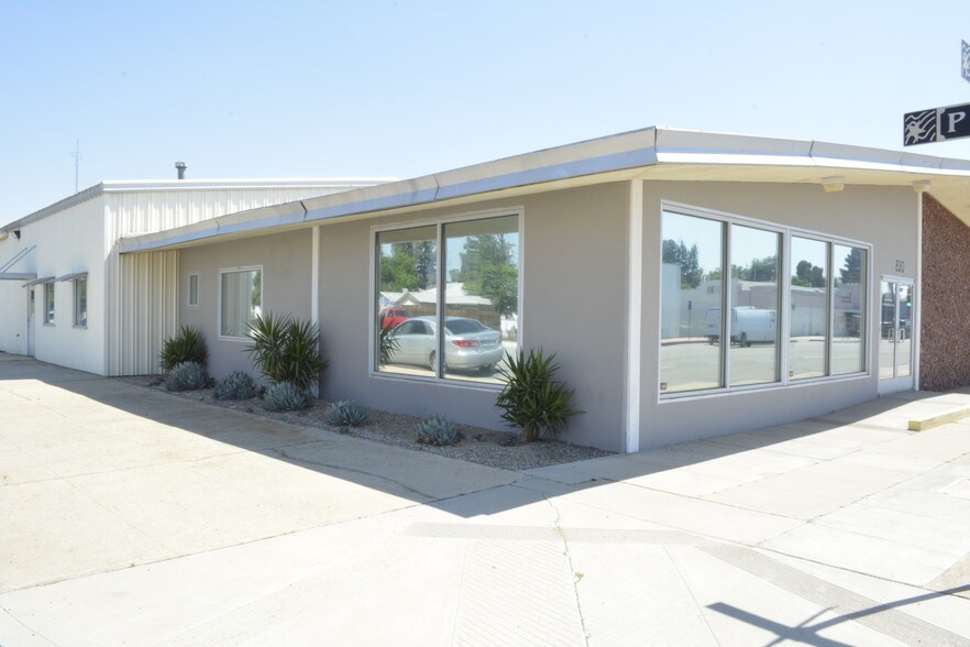 More Photos Of 830 21st St, Bakersfield Service For Lease