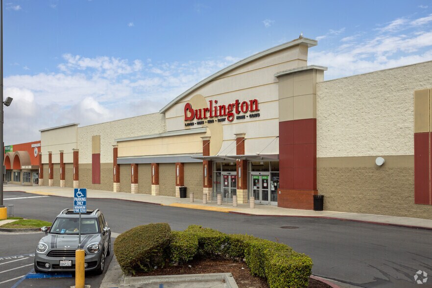 More Photos Of 200-223 E Compton Blvd, Compton Unknown For Lease