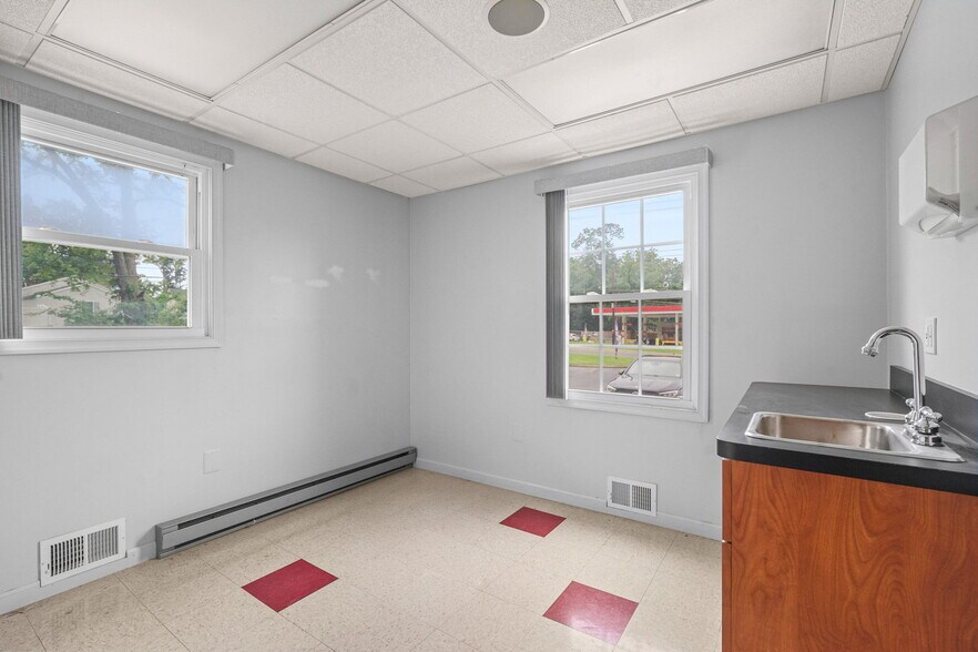 More Photos Of 470 State Route 79, Morganville Medical For Lease