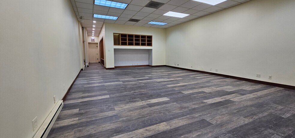 More Photos Of 3609 26th St, Chicago Office Residential For Lease