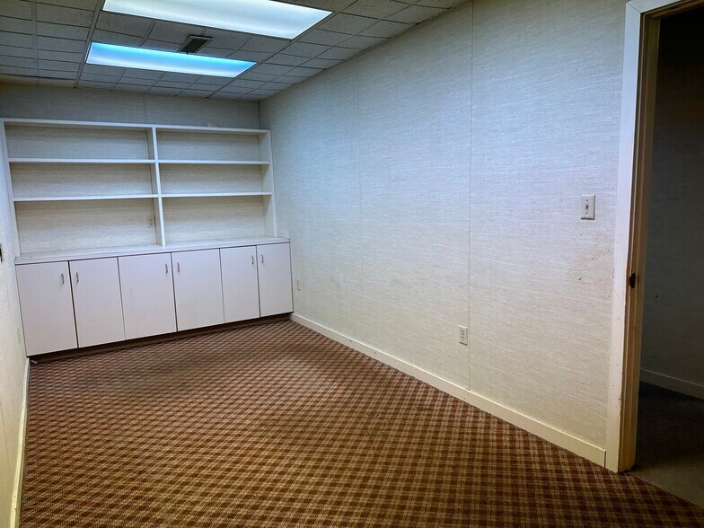 More Photos Of 2630 E Chestnut Ave, Vineland Medical For Sale