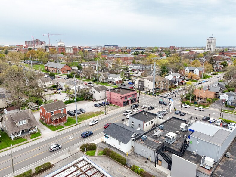 More Photos Of 505 Euclid Ave, Lexington Storefront For Lease