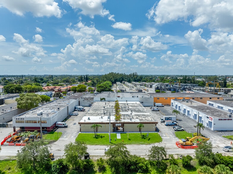 More Photos Of 7440-7458 NW 8th St, Miami Unknown For Lease