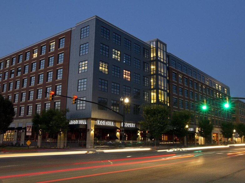 Primary Photo Of 701 Harrisburg Ave, Lancaster Dormitory For Lease