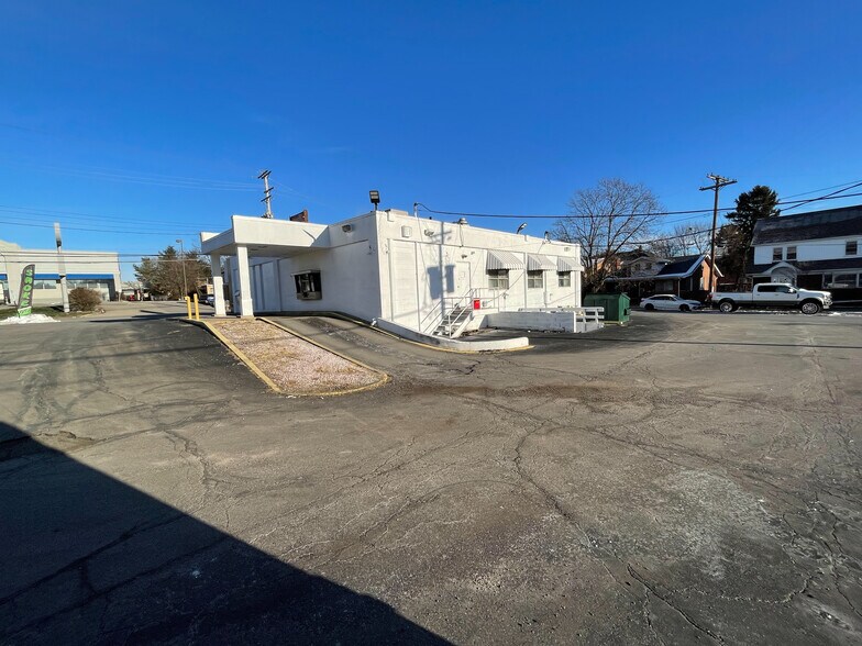 More Photos Of 2301 Sheffield Rd, Aliquippa Bank For Sale