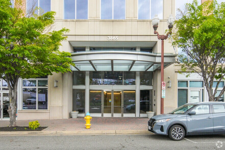 More Photos Of 3865 Wilson Blvd, Arlington Office For Lease