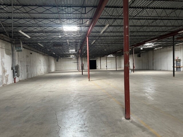 More Photos Of 1140 S Joplin Ave, Tulsa Manufacturing For Lease