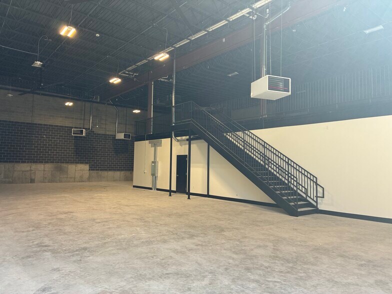 More Photos Of 1657 S. Boston St STE B, Lehi Industrial For Lease