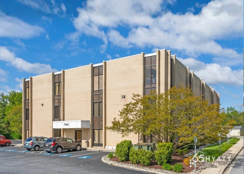 Primary Photo Of 7845 Oakwood Rd, Glen Burnie Medical For Lease