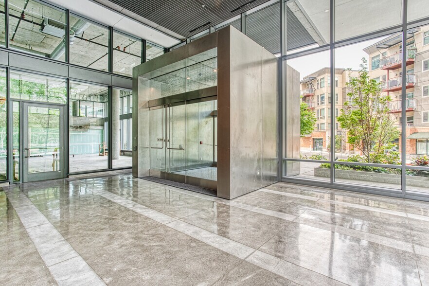 More Photos Of 1107 Lake Washington Blvd N, Renton Office For Lease