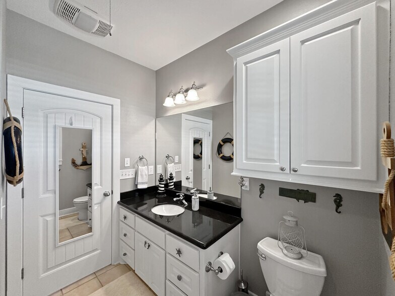More Photos Of 944 Raymond, Crystal Beach Specialty For Sale