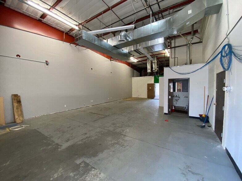 More Photos Of 6899 Pecos St, Denver Warehouse For Lease