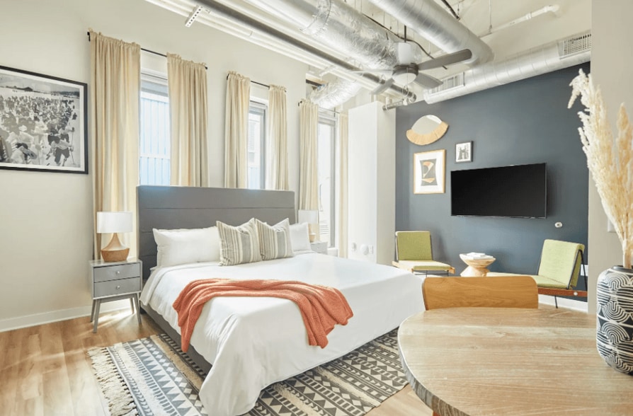 More Photos Of 1300 W Lake St, Minneapolis Apartments For Lease