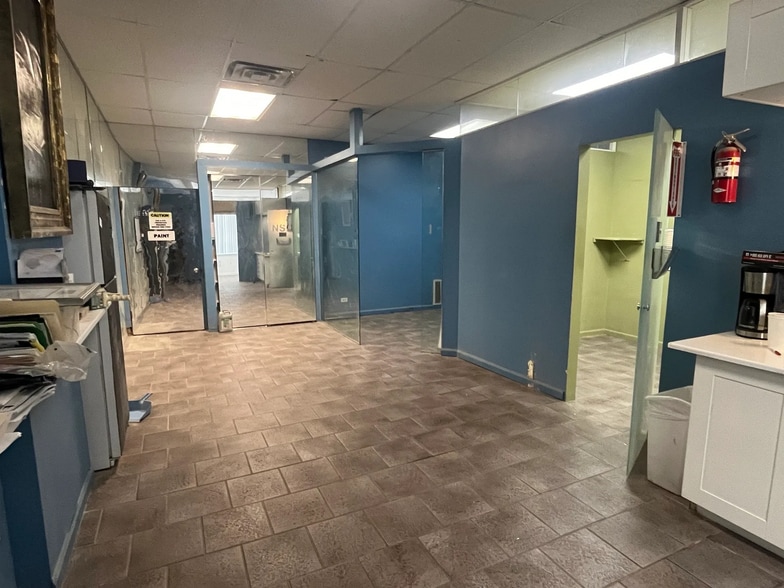 More Photos Of 5245 W Diversey Ave, Chicago Industrial For Sale