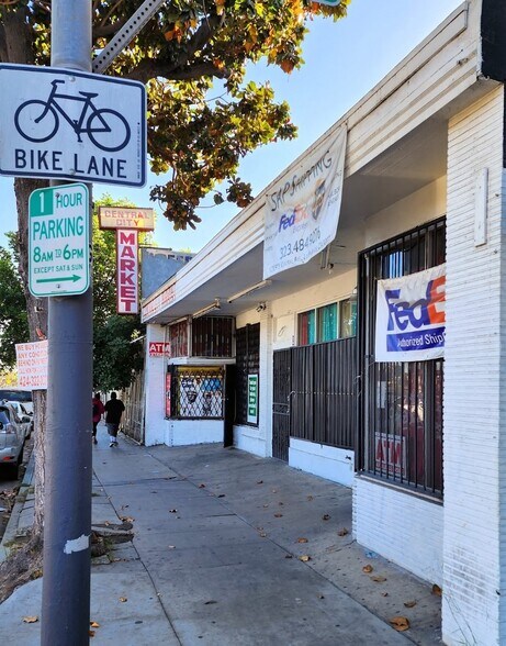 More Photos Of 10209 S Central Ave, Los Angeles Convenience Store For Lease