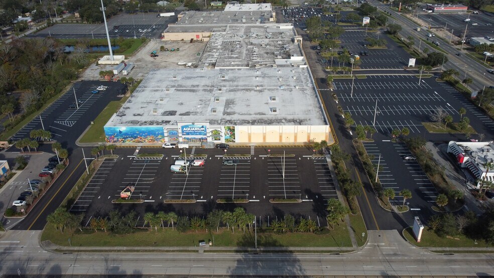 More Photos Of 108-288 N Nova Rd, Daytona Beach Unknown For Lease