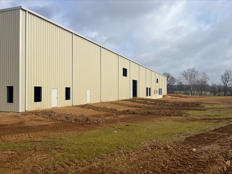 Primary Photo Of 584 Morgan St, Brownsville Industrial For Lease