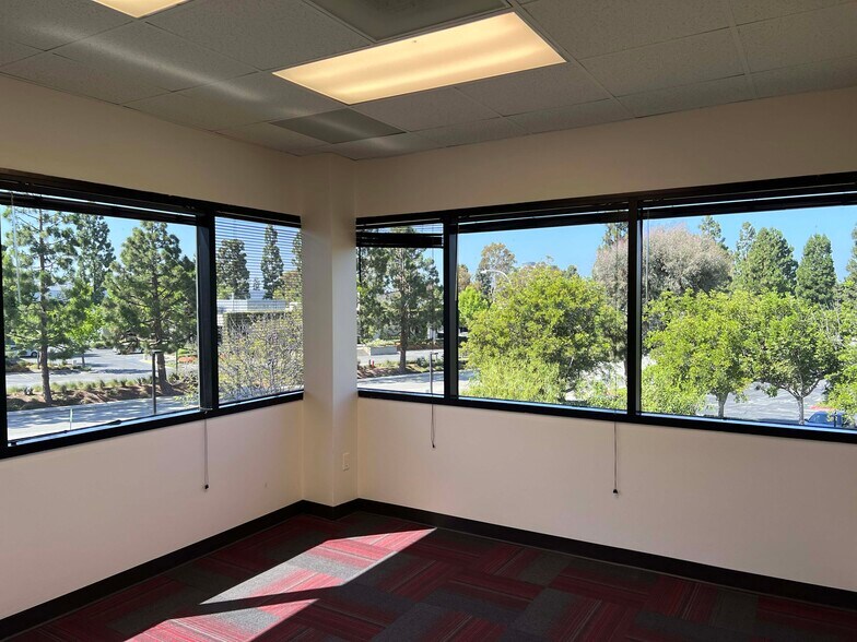 More Photos Of 6089 Bristol Pky, Culver City Loft Creative Space For Lease