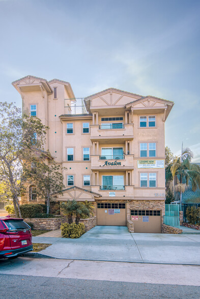 Primary Photo Of 1248 W Adams Blvd, Los Angeles Apartments For Sale