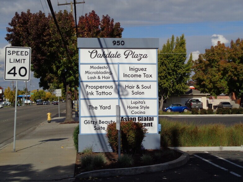 More Photos Of 950 Oakdale Rd, Modesto Unknown For Sale