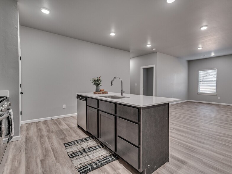 More Photos Of Josie Circle, Midwest City Apartments For Sale