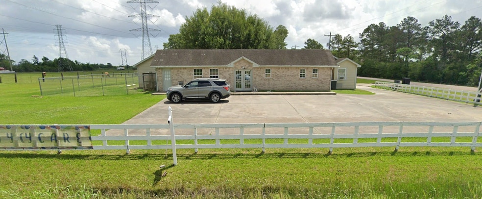 Primary Photo Of 1115 Dickinson Ave, Dickinson Veterinarian Kennel For Sale