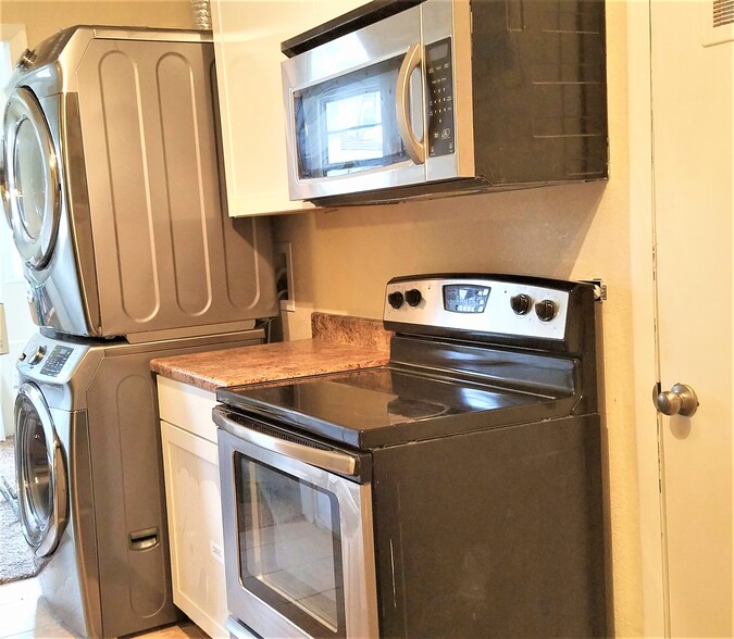 More Photos Of 5997 Magnolia St, Commerce City Apartments For Sale