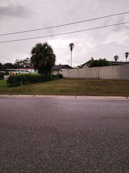 More Photos Of 1391 Gulf To Bay Blvd, Clearwater Convenience Store For Sale