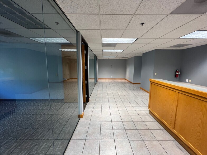 More Photos Of 3220 SW First Ave, Portland Office For Lease