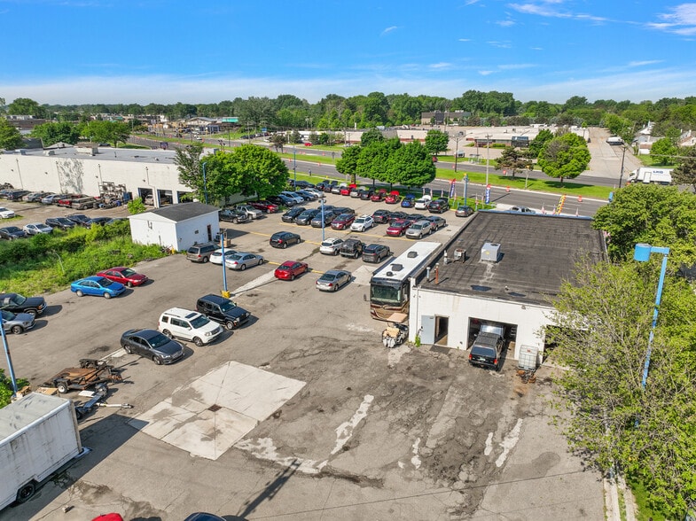 More Photos Of 34470 Gratiot Ave, Clinton Township Auto Dealership For Sale
