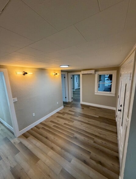 More Photos Of 1221 E Dr Martin Luther King Jr Blvd, Tampa Office For Sale