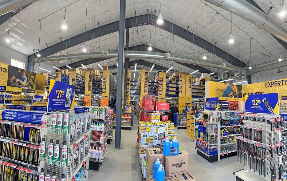 More Photos Of 328 Portland Rd, Bridgton Freestanding For Sale