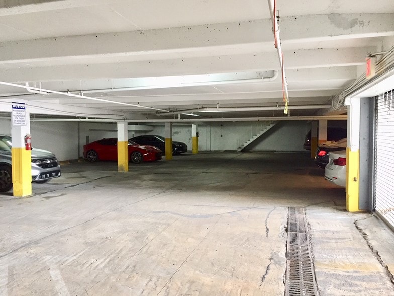 More Photos Of 2620 SW 27th Ave, Miami Office For Lease