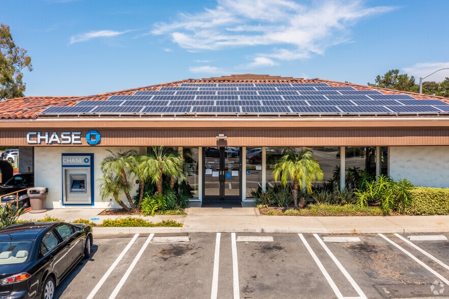 More Photos Of 27678-27766 Santa Margarita Pky, Mission Viejo Unknown For Lease