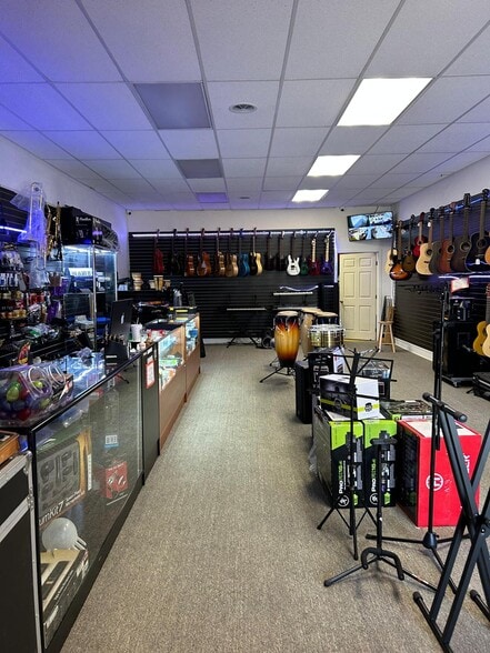 More Photos Of 201-205 E Main St, Santa Maria Storefront Retail Office For Sale