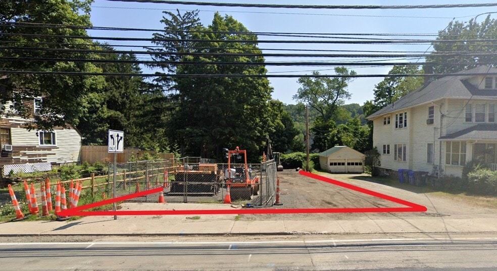 Primary Photo Of 219 S Main St, Thomaston Land For Sale