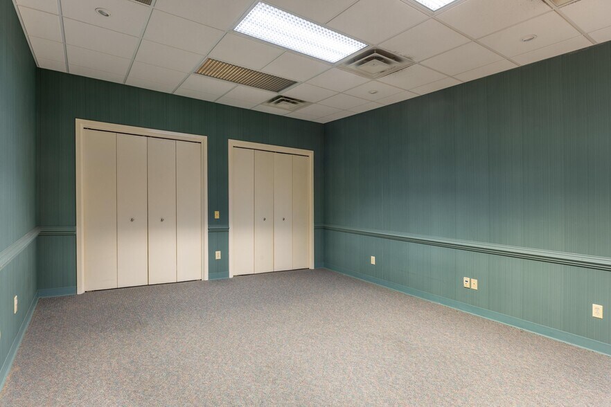 More Photos Of 1494 Stuart Rd NE, Cleveland Medical For Lease