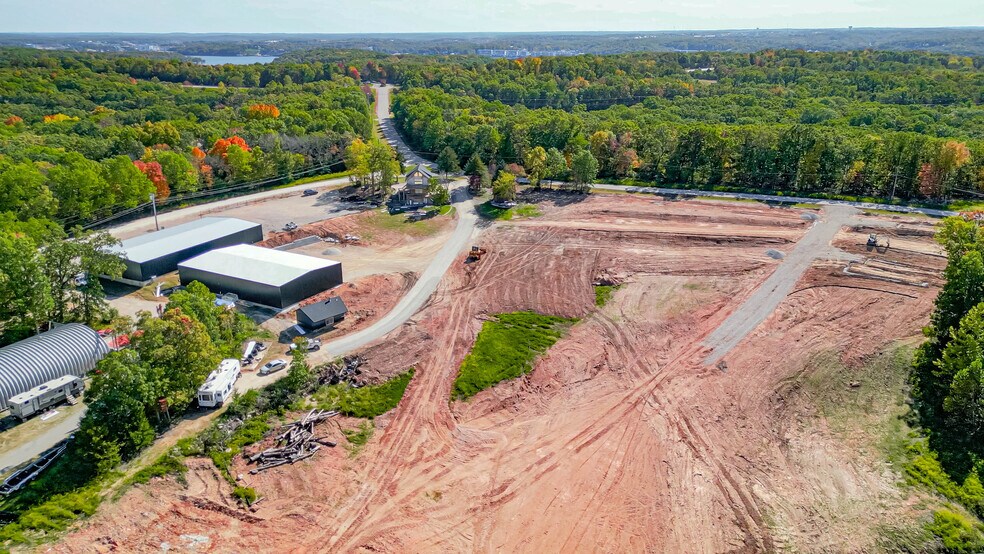 More Photos Of 100 Man Cave, Sunrise Beach Self Storage For Sale