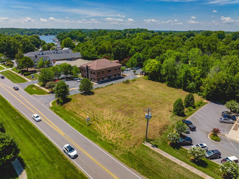 More Photos Of 520 Williamson Rd, Mooresville Land For Sale