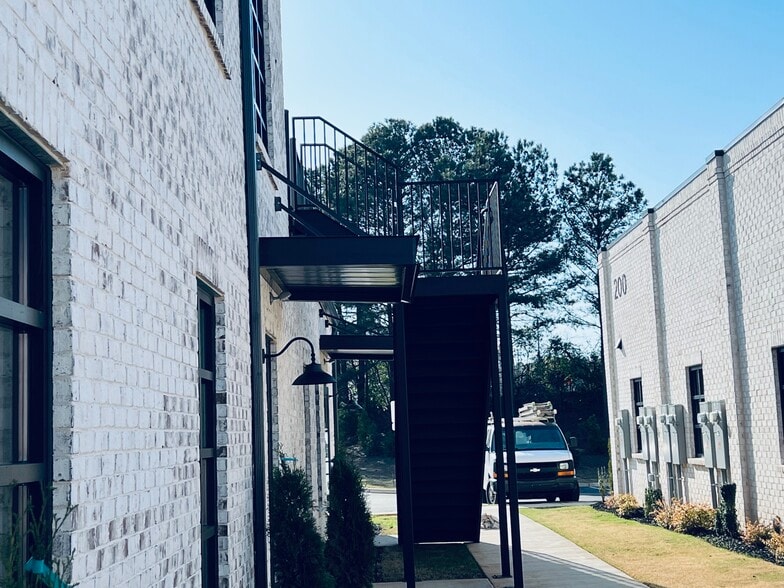 More Photos Of 1740 Grassland Pky, Alpharetta Office For Sale