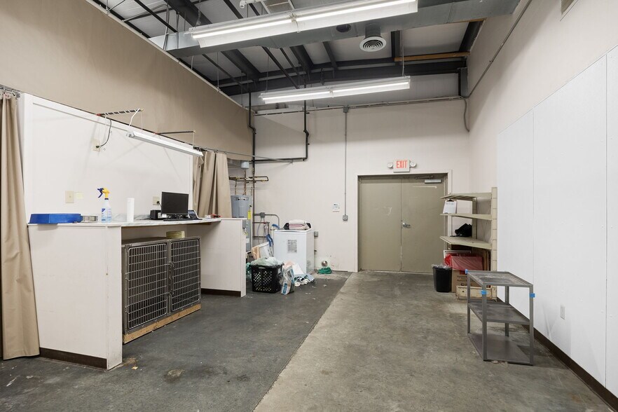 More Photos Of 20994 State Route K, Saint Joseph Office For Lease