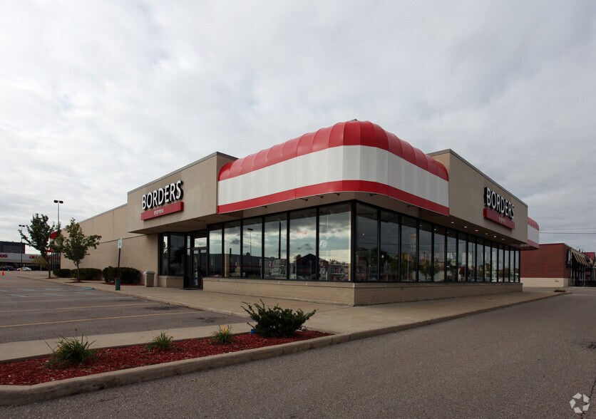 More Photos Of 13667 Eureka Rd, Southgate Freestanding For Lease