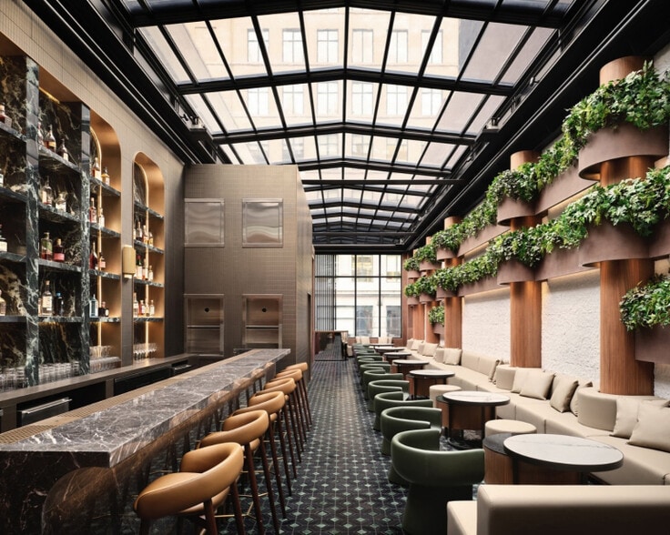 More Photos Of 21 W 35th St, New York Restaurant For Sale