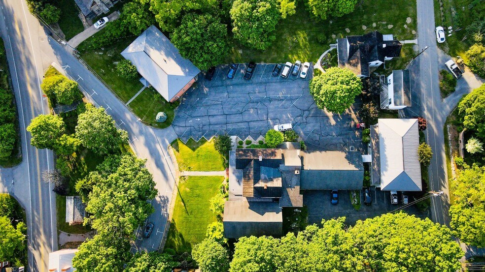 More Photos Of 304 Courtney Dr, Lewisburg Apartments For Sale