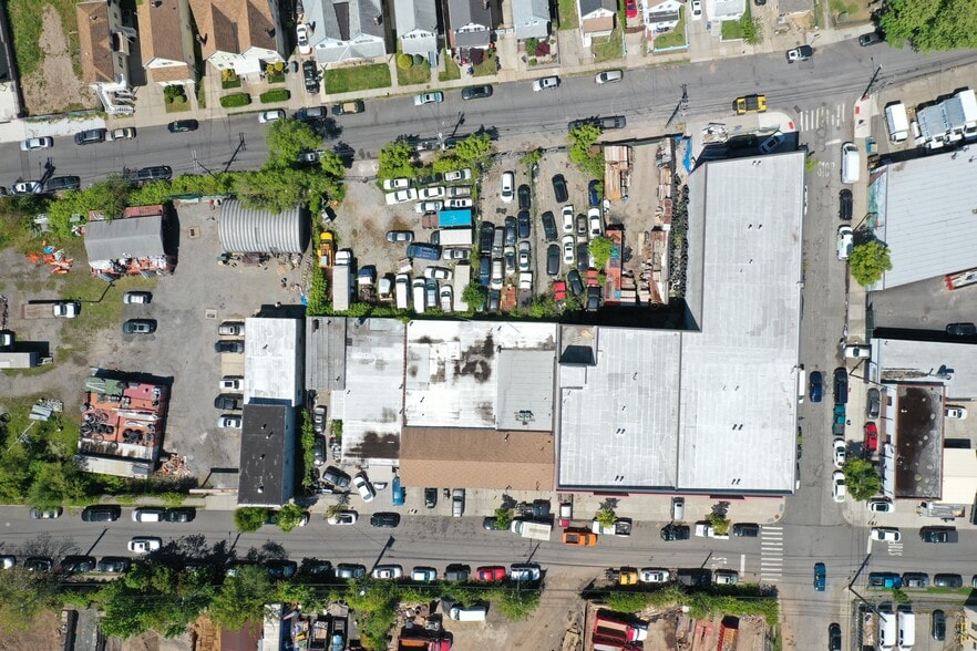 More Photos Of 80-84 Granite Ave, Staten Island Light Distribution For Sale