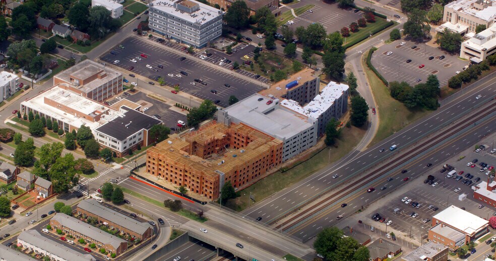 More Photos Of 3700 Monument Ave, Richmond Apartments For Sale